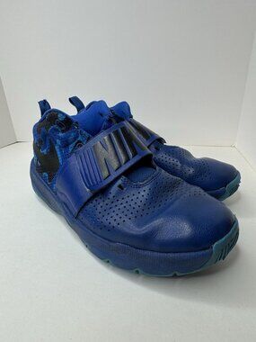 Nike Blue Black Team Hustle Sneakers Casual Athletic Shoes Boys Youth Size 5.5 Y